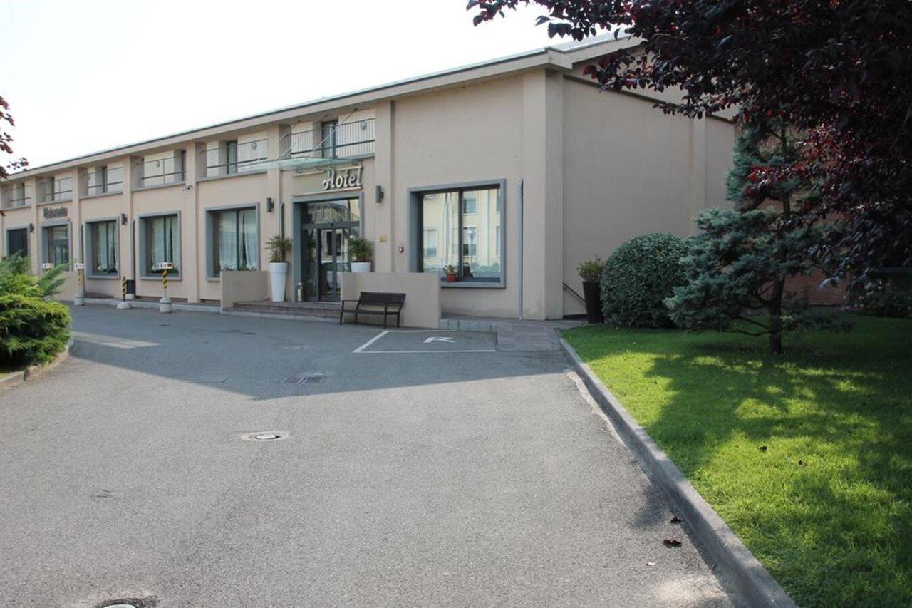 Mh Hotel Piacenza Fiera Exterior foto