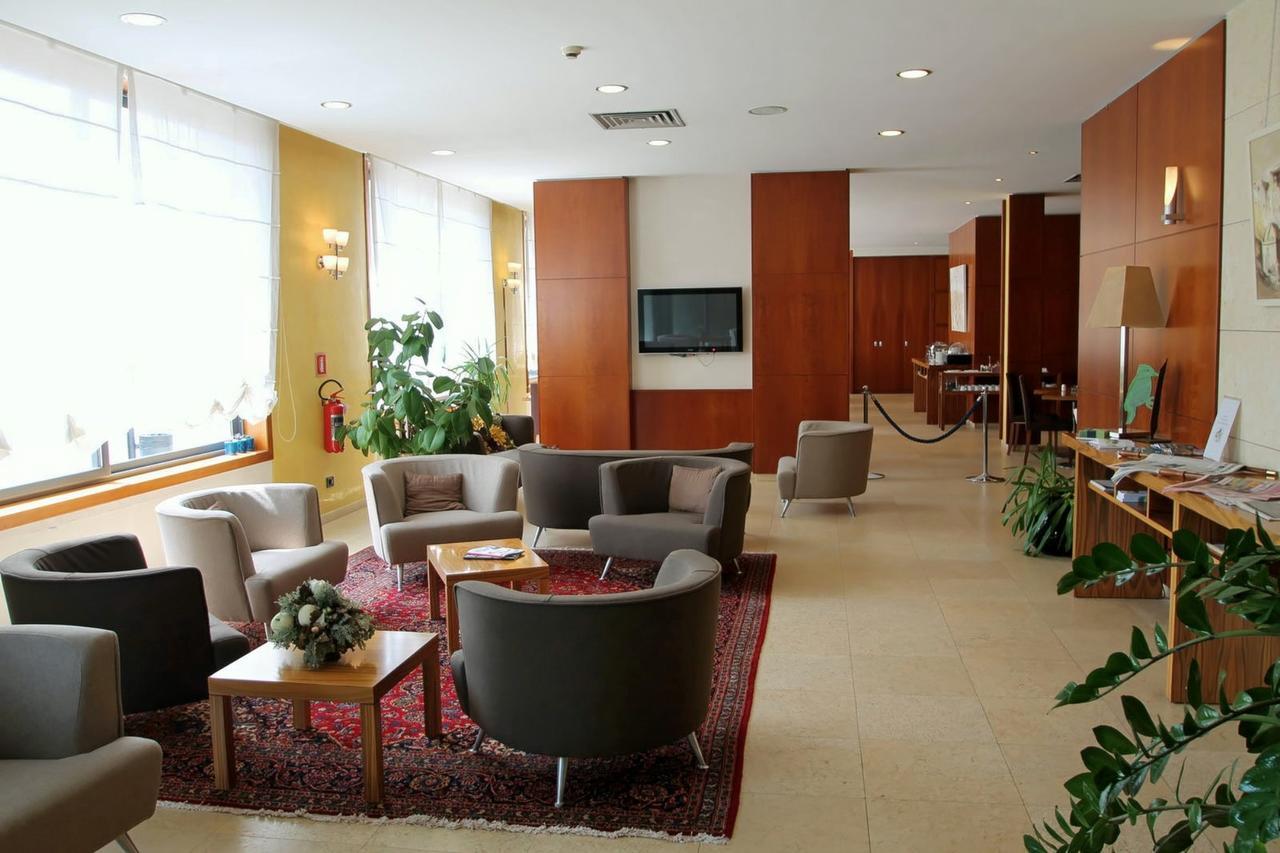Mh Hotel Piacenza Fiera Exterior foto